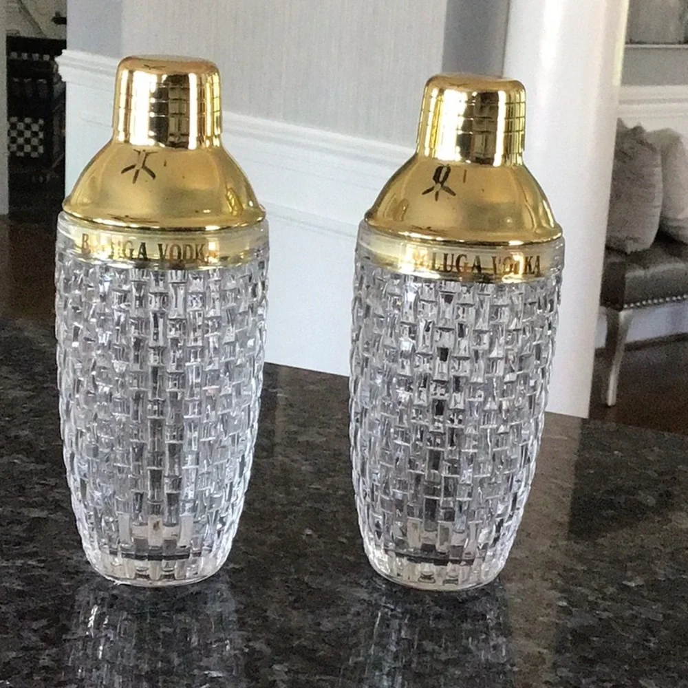 Beluga vodka crystal shakers Bundle of 2 gold crystal shakers - Picture 2 of 4